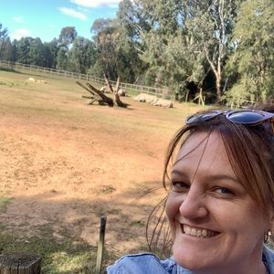 Meet your Posher, Antonia